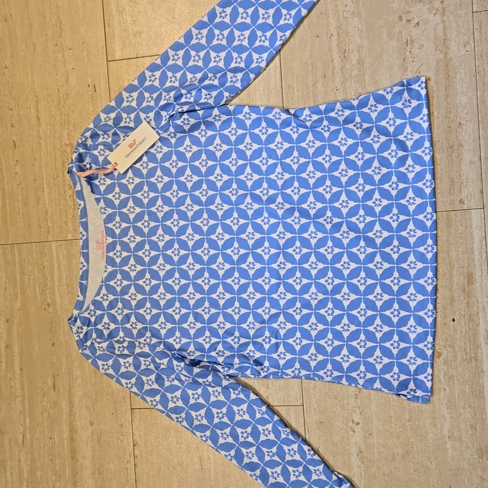 New Vineyard Vines Printed Sankaty Newport Blue 3/4 Length Sleeve Top